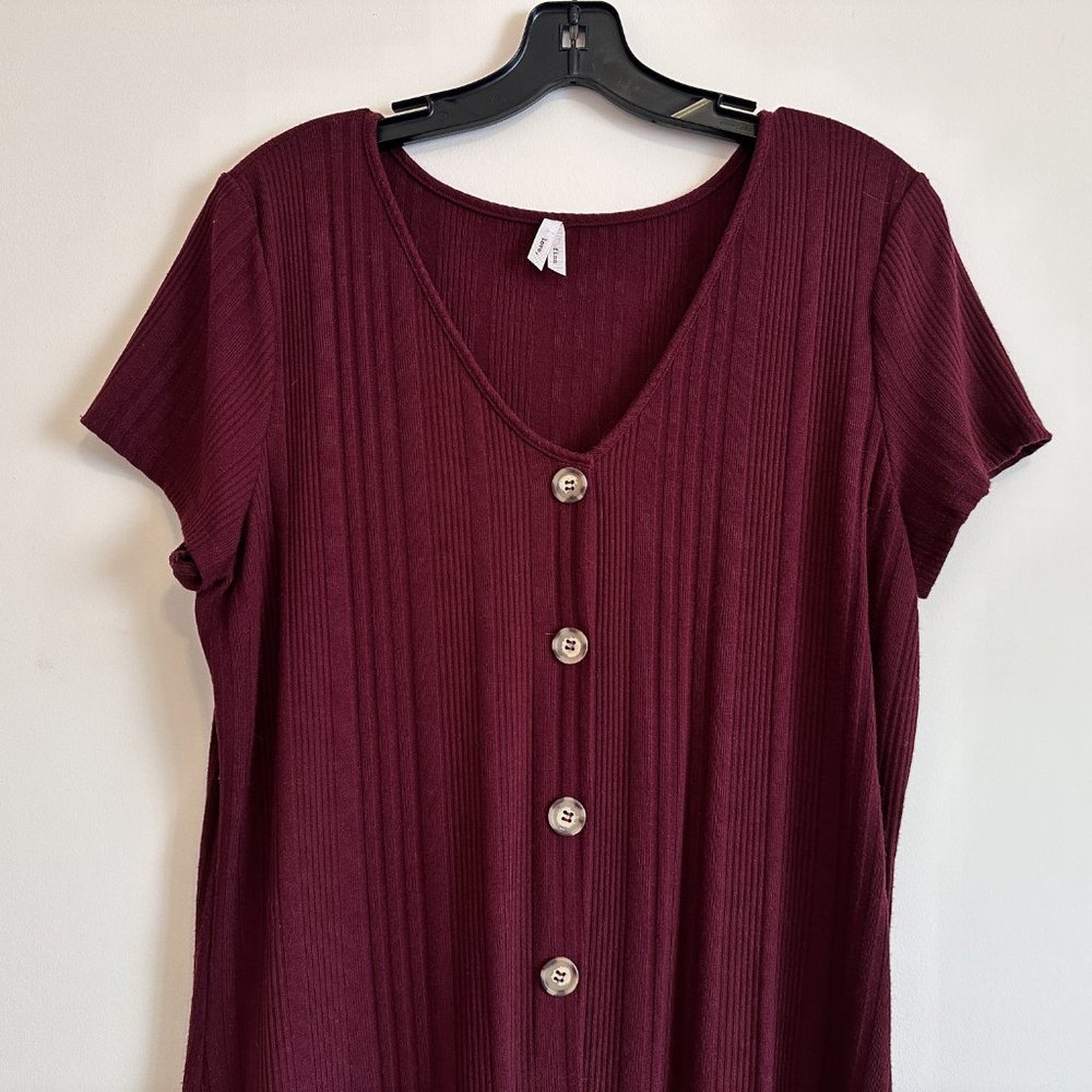 Short Sleeve Dress with Button Detail in Burgundy - Picture 2 of 4